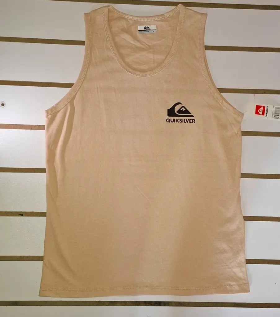CAMISA BEIGE SIN MANGAS.webp