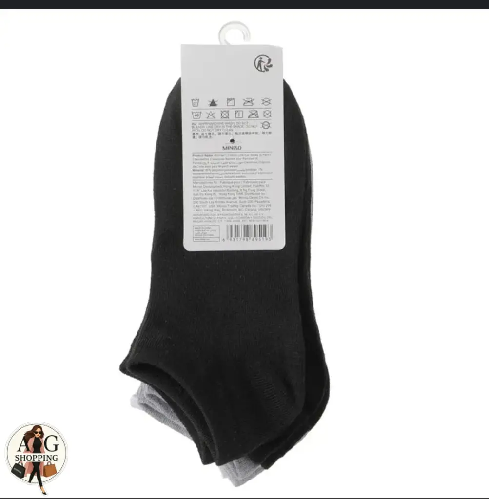 CALCETAS NEGRAS.webp
