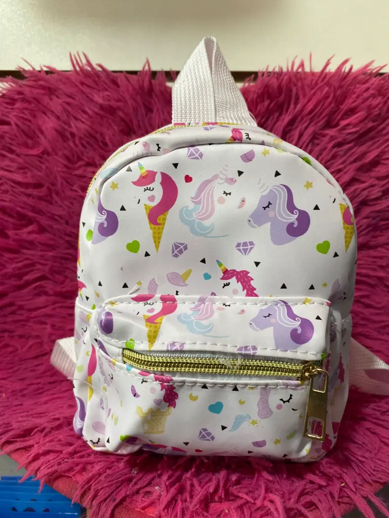 MOCHILA UNICORNIO.webp