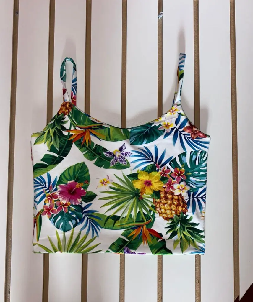CROP TOP FLOREADO.webp