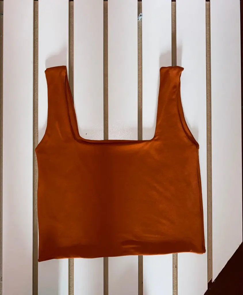 CROP TOP NARNJA.webp