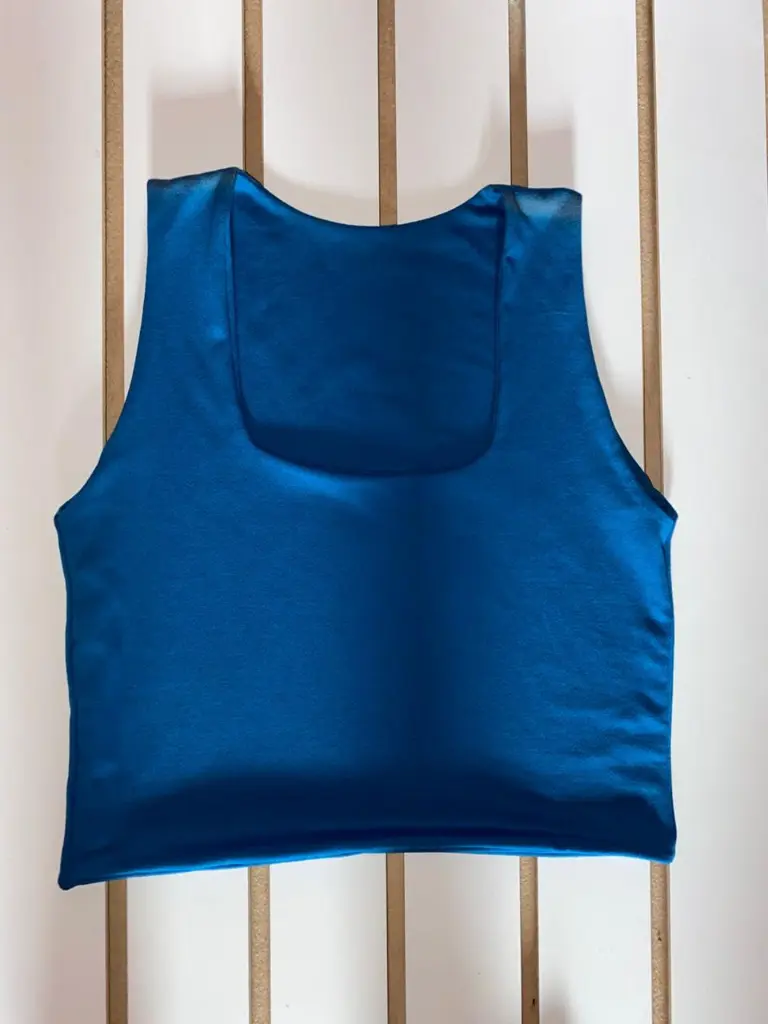 CROP TOP AZUL.webp