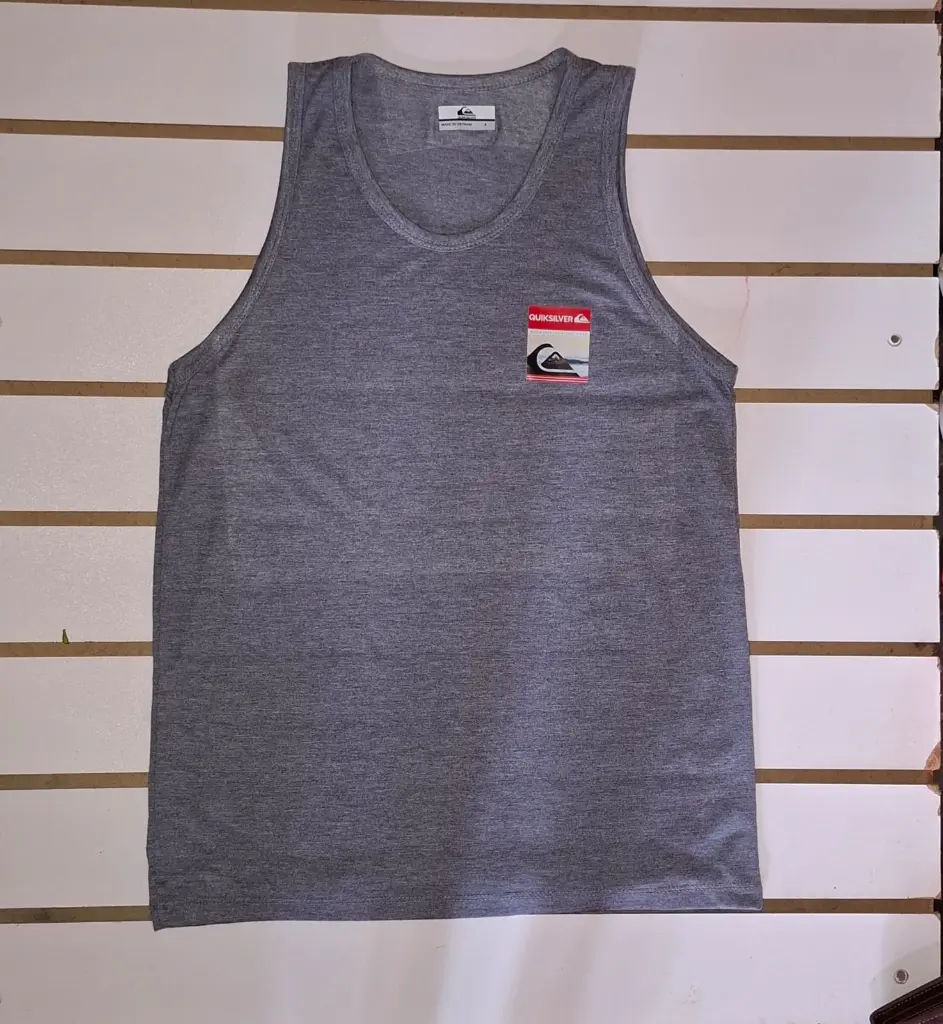 CAMISA SIN MANGAS GRIS.webp