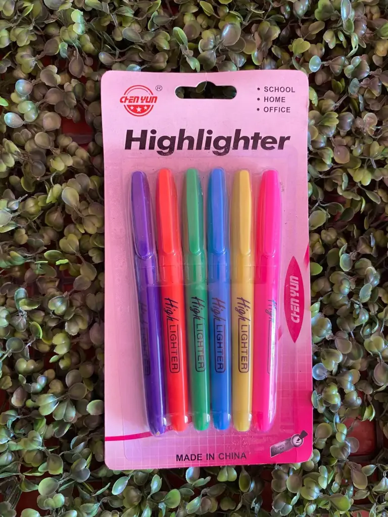 RESALTADOR HIGHLIGHTER