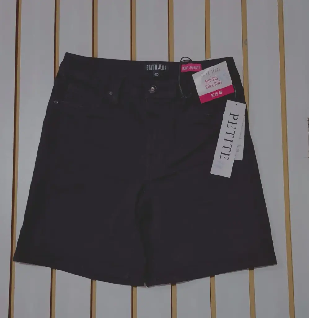 SHORT MANGANO