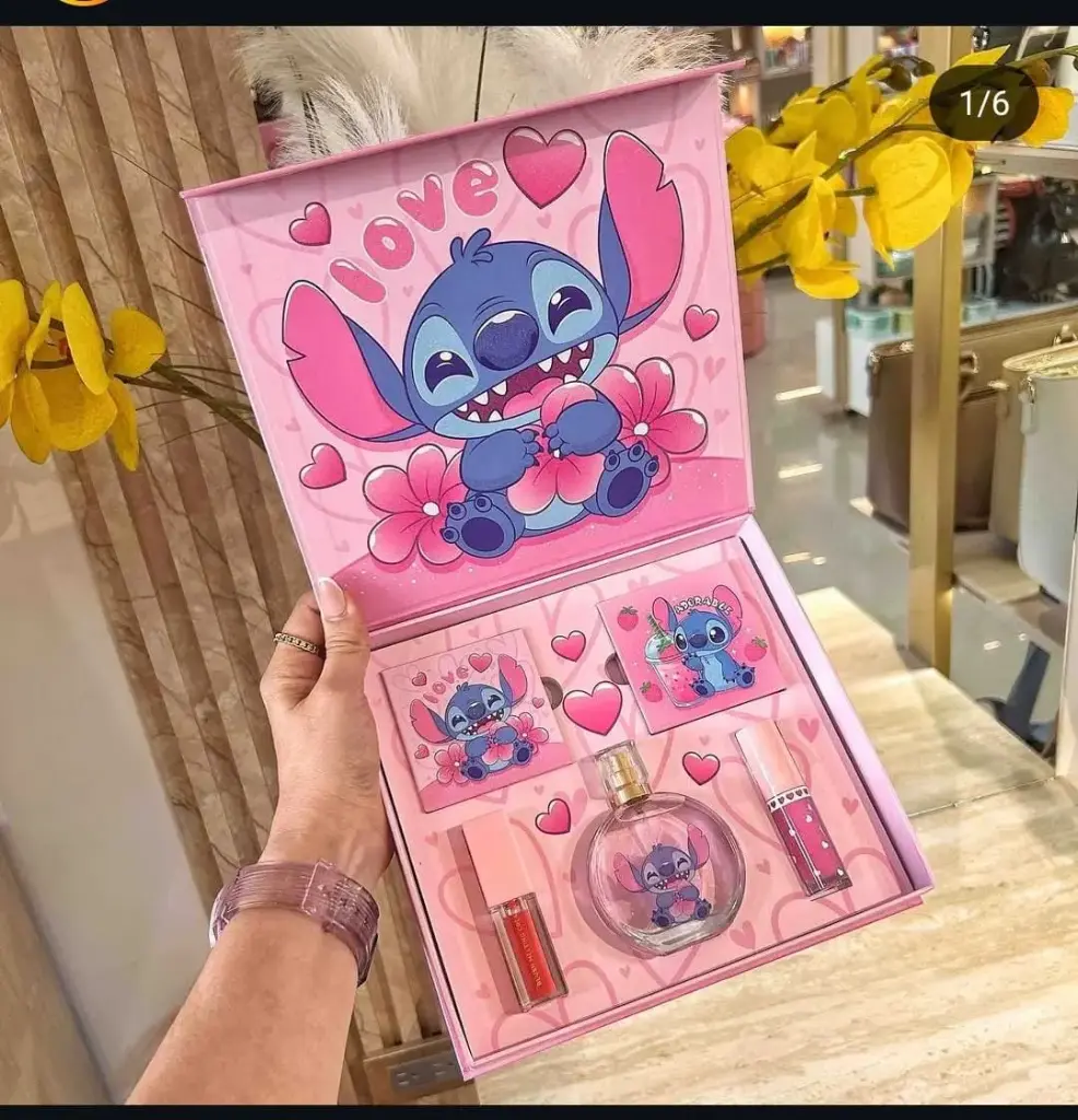 SET STITCH SOMBRA+GLOSS+PERFUME