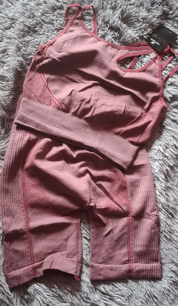 CONJUNTO DEPORTIVO