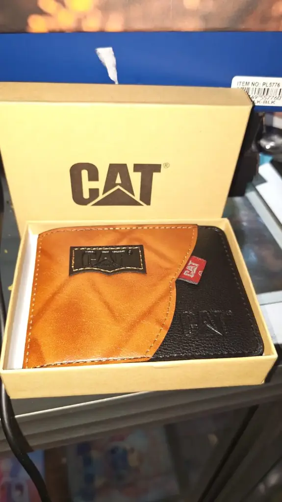 BILLETERA CAT