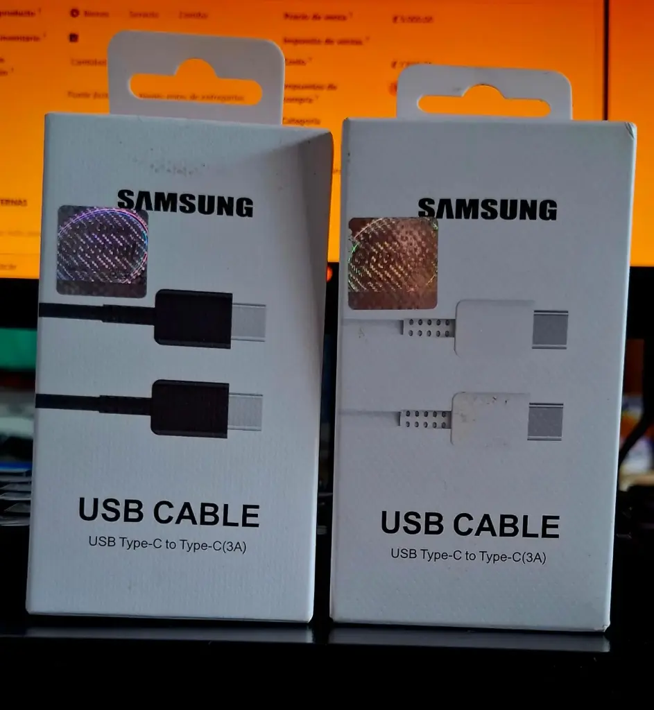 SAMSUNG USB TYPO C-C