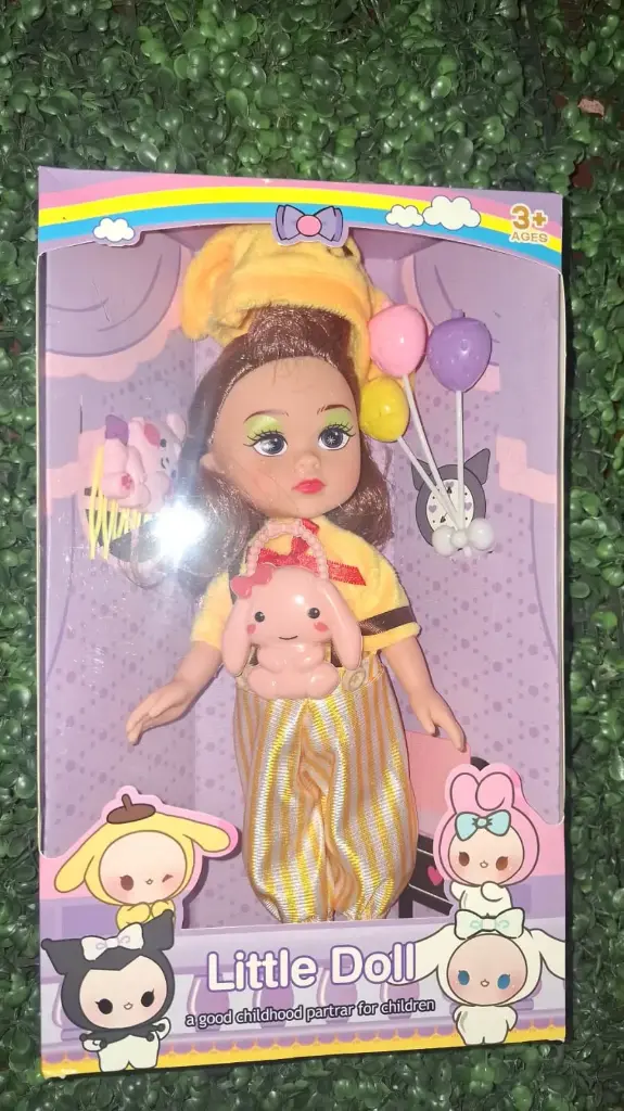 MUÑECA LITTLE DOLL