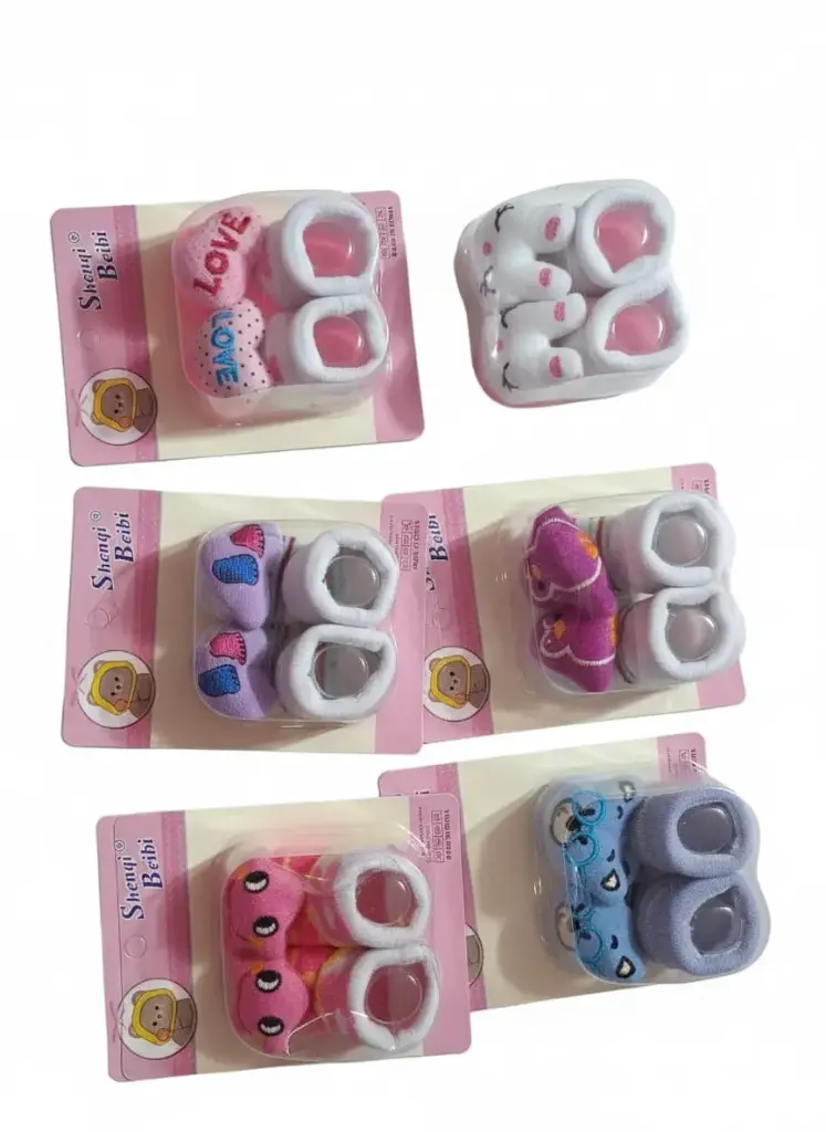 MEDIAS DE BEBE