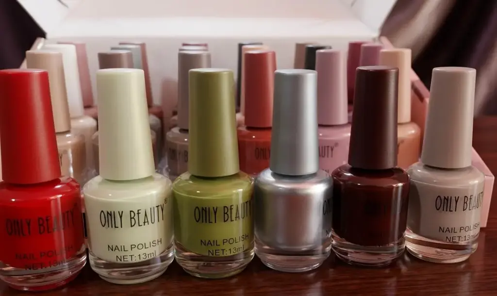 ESMALTE TONOS SUAVES
