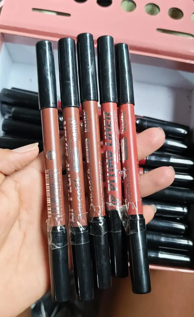 DELINEADOR DE LABIOS