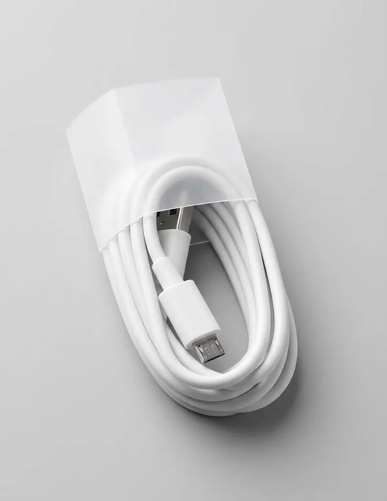 CABLE V8