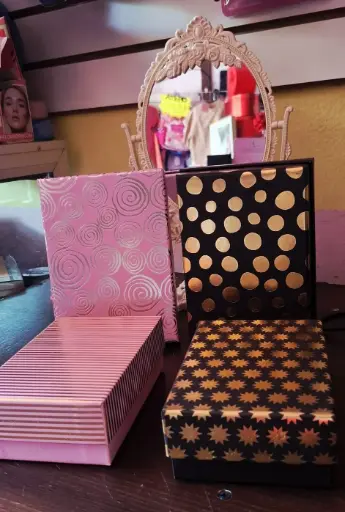 CAJA PEQUEÑA EMP DECORADA
