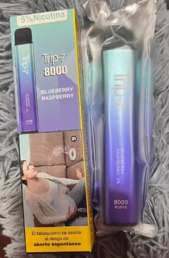 [7449801111813] VAPE BLUEBERRY 8000PUFF