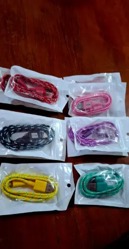 [7441146141234] USB- IPHONE DE COLORES