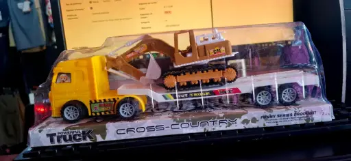 [6991288880269] JUGUETE CAMION + BAJOB