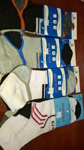 MEDIAS BAJAS CON DISEÑO WISE WEAR