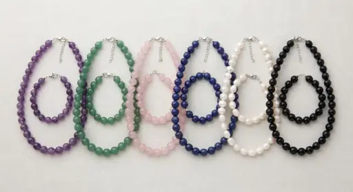 COLLAR Y PULCERAS
