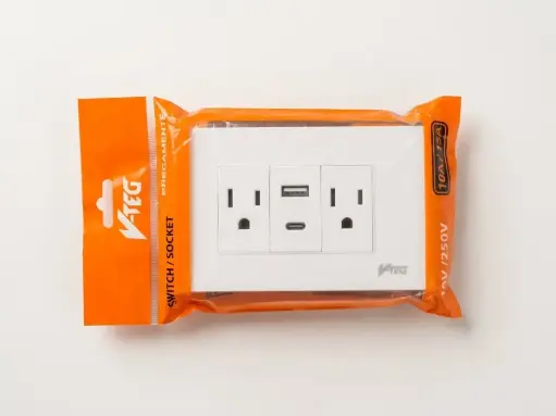 TOMA CON USB Y TIPO C