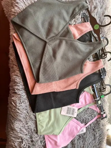 TOPS DEPORTIVOS