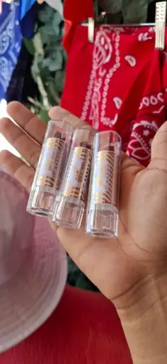 LABIAL YHBEJA